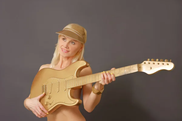 Blonde Model Playing Guitar — Stock Photo, Image