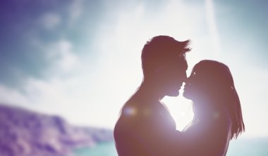 Çift aydınlatmalı parlak güneş tarafından sevgi dolu.
