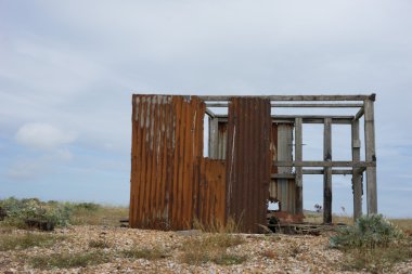eski yıkık balıkçı kulübesinde harap