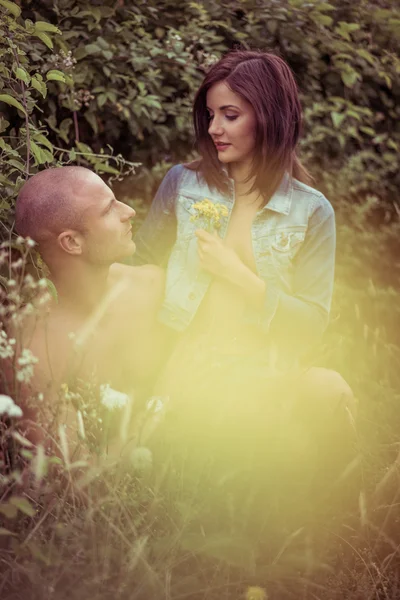 Lovers on Bush Portrait with Light Yellow Flare — Stock Photo, Image