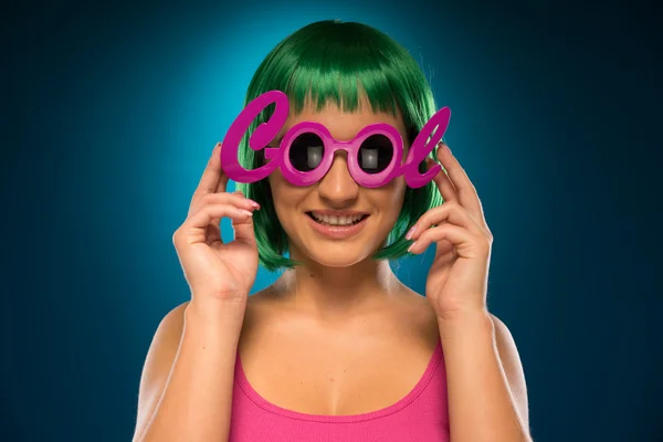 Smiling Pretty Young Lady Wearing Pink Cool Shades — Stock Photo, Image