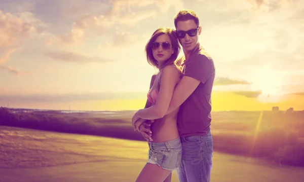 Romántico joven pareja retrato — Foto de Stock