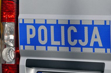 polis arabası.