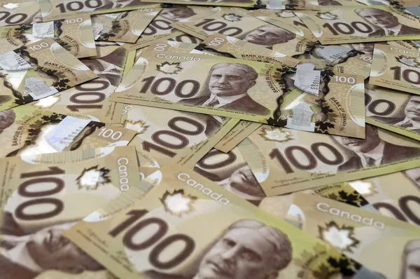 Notas de 100 dólares canadenses . — Fotografia de Stock