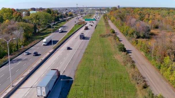 Antenn Klipp Kanadensiska Highway Montreal Förorter — Stockvideo