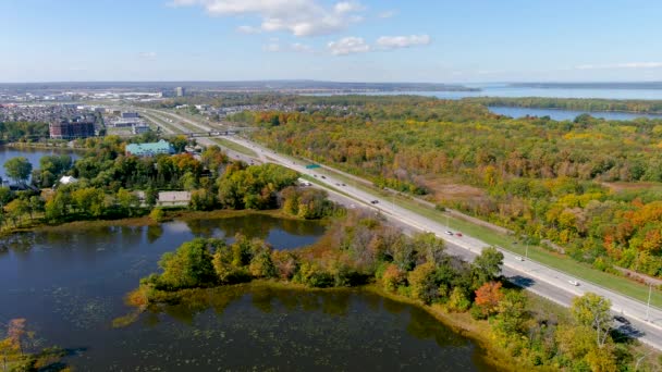 Kamera Widok Lotu Ptaka Autostrady Trans Canada Jesieni Kolory Liści — Wideo stockowe