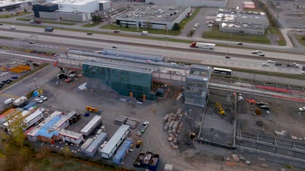 Montreal Canadá Noviembre 2021 Construcción Estación Fairview Nueva Red Ferroviaria — Vídeos de Stock