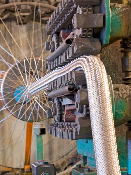 Flexible metal hose production line.Braiding machine. — Stock Photo, Image