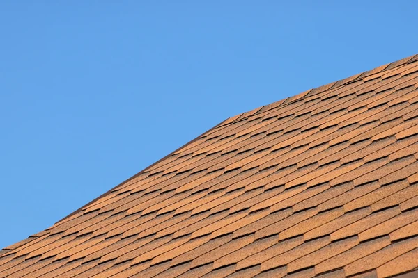 Roof of bituminous tiles. — Stock Photo, Image