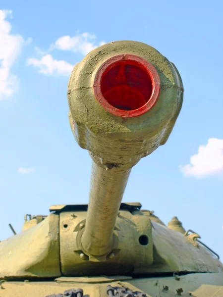 Military tank cannon taken closeup. — Stock Photo, Image