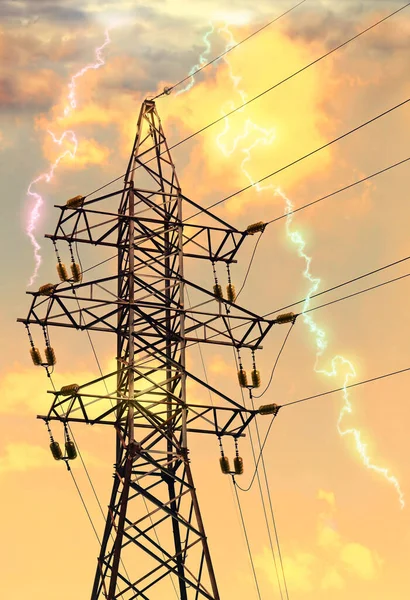 Power Transmission Line Lightning Striking Electricity Tower Dramatic Sky Background — Stock Photo, Image