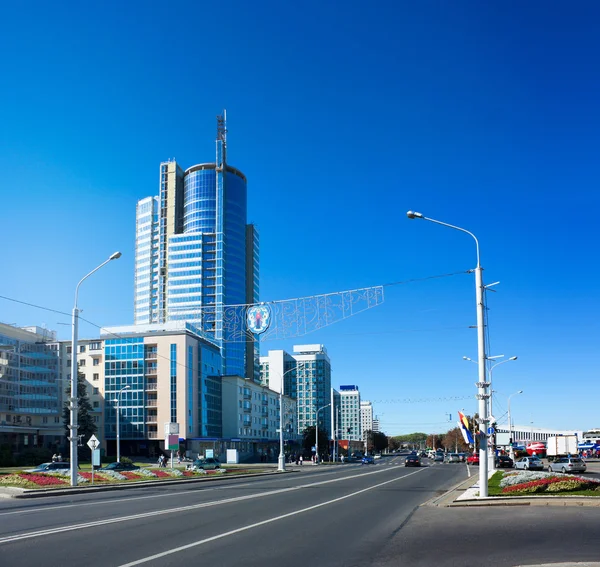 Avenida Pobediteley en Minsk, Belarús — Foto de Stock