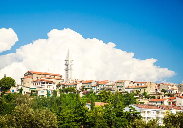 Widok na średniowieczne miasto vrsar Chorwacja. — Zdjęcie stockowe