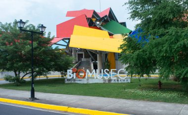 Amador Biyoloji Müzesi, Panama Şehri, Panama. 29 Eylül 2021. Amador Biyoloji Müzesi, Panama 'da turizm ve dinlenme turu.