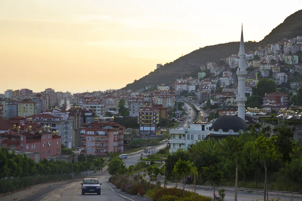 Procházka kolem alanya v Turecku v květnu — Stock fotografie