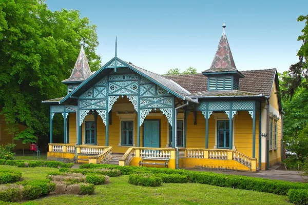 Picturesque Family House — Stock Photo, Image