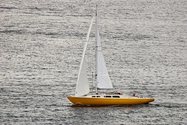 Lonely sailboat. — Stock Photo, Image