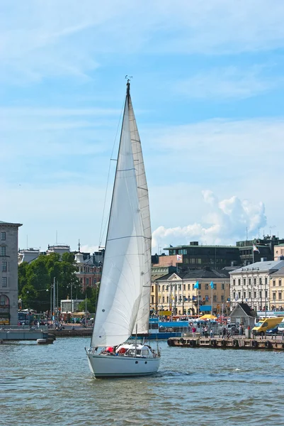 Helsinki-Segelboot. — Stockfoto
