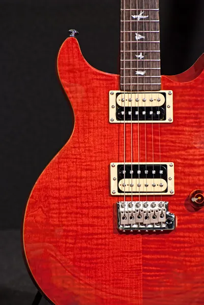 Rote E-Gitarre. — Stockfoto