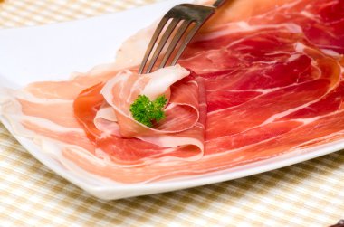 Parma jambonu.
