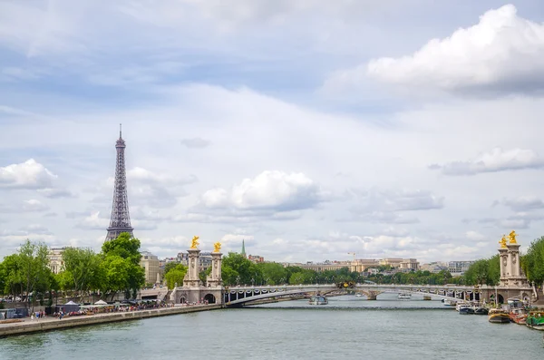 Paris with Eiffel tower — Stock Photo, Image