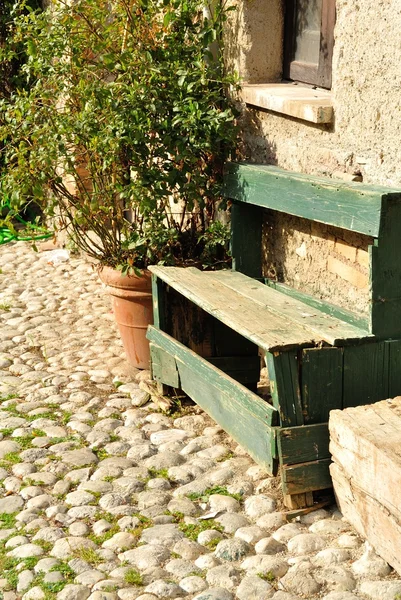 Oude houten bench — Stockfoto