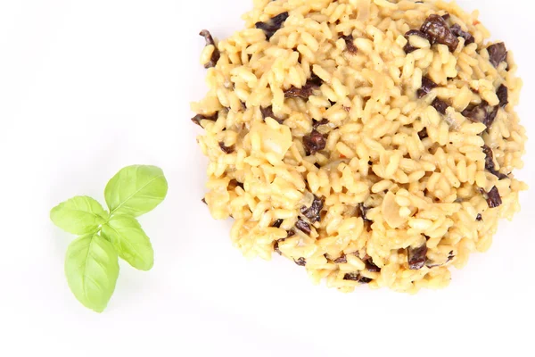 Risotto con funghi su un piatto — Foto Stock