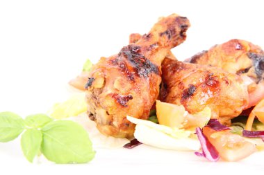 Kızarmış tavuk bacağı.