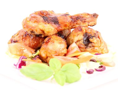 Kızarmış tavuk bacağı.