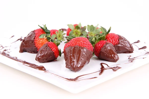 Fragole ricoperte di cioccolato — Foto Stock