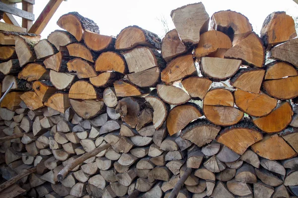 Pile Firewood Stocked Outdoors Some Dry Some Fresh —  Fotos de Stock