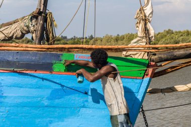 Madagaskar adam boyama