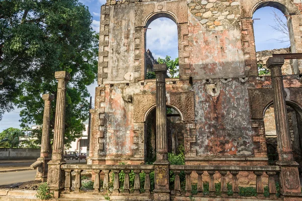 Colonial ruin — Stock Photo, Image