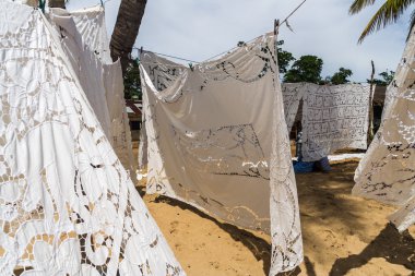 işlemeli masa örtüleri