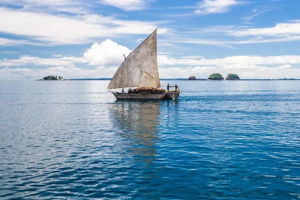 传统马达加斯加单桅帆船 — 图库照片