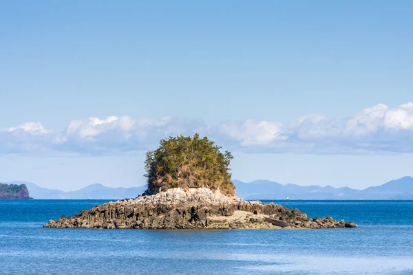 Isla rocosa — Foto de Stock