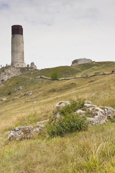 Gamla slottet - jura regionen, olsztyn, Polen — Stockfoto