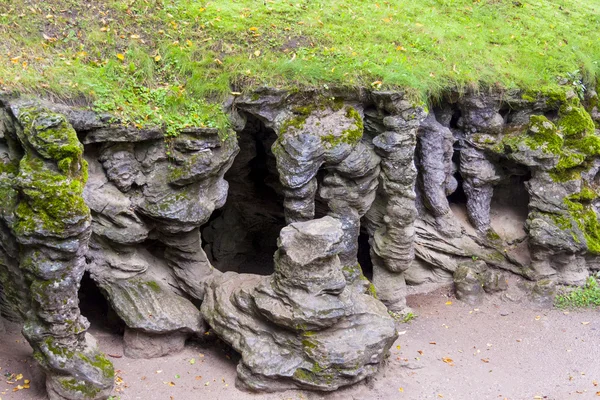 Entrée à la grotte de Mechowo - Pologne — Photo