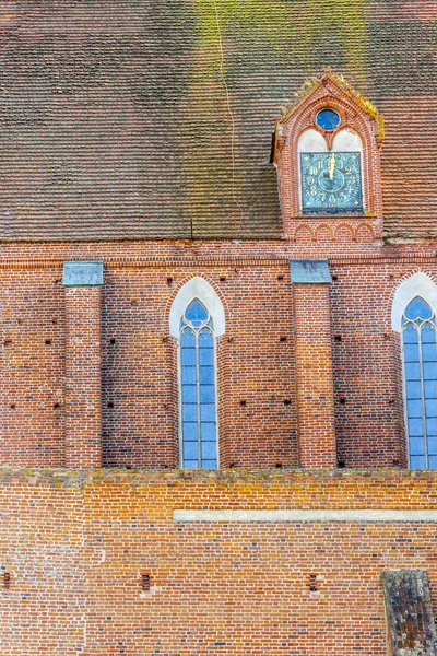 Mur de l'Assomption NMP et la cathédrale Holly Andrzej à Frombork . — Photo