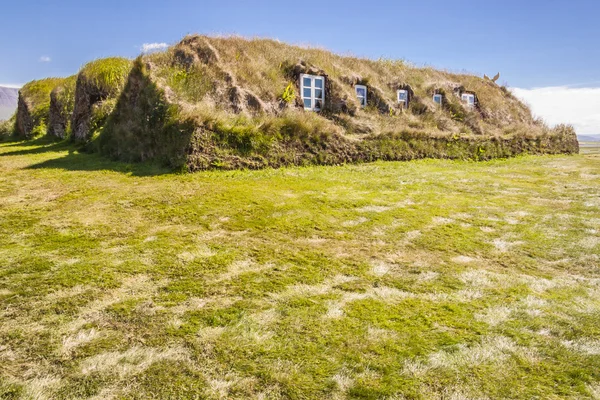 Glaumber eski geleneksel İzlandalı çiftlik. — Stok fotoğraf