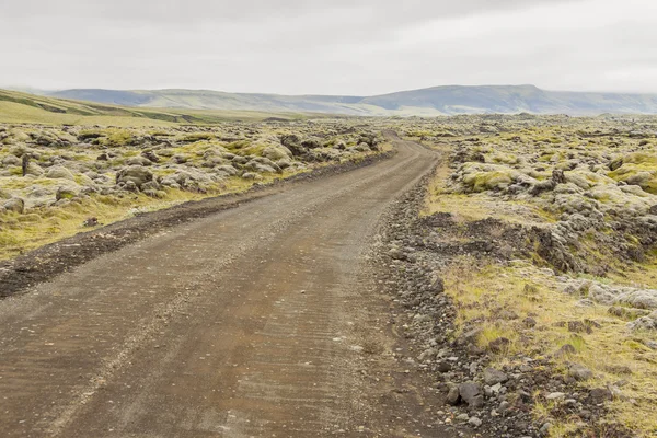 Rota de cascalho para Landmannalaugar - Islândia . — Fotografia de Stock