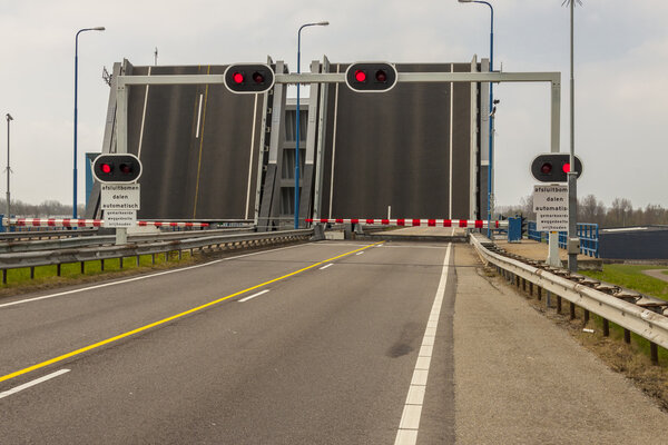 Открытый мост, маршрут 57 - Нидерланды
