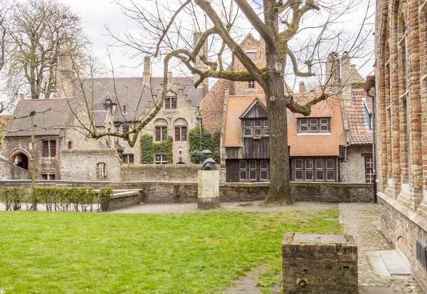 Brugge - Belçika eski geleneksel binalar. — Stok fotoğraf
