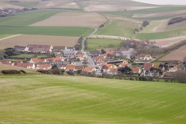 Formulier weergeven cap blanc nez op escalles dorp in Frankrijk. — Stockfoto