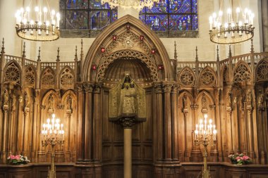 Altar ayağı - Katedrali'nin bizim bayanın c bizim hanım