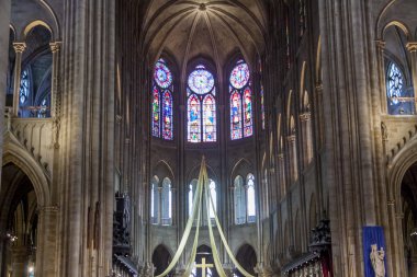 iç katedral notre Dame - paris.