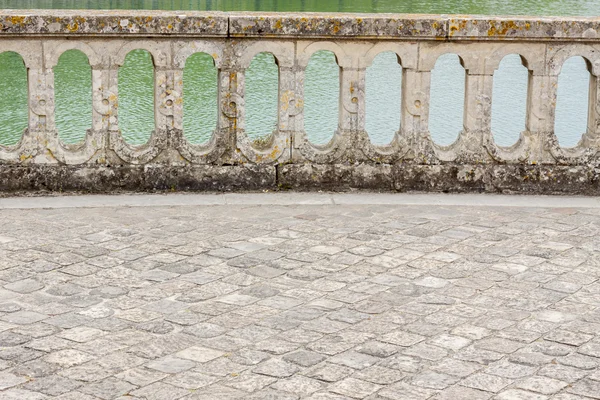 Balustrad - park royal jakt slottet i fontainebleau, fra — Stockfoto