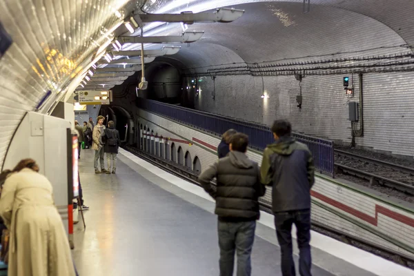 Paris Metro station Mirabeau — Stock Photo, Image