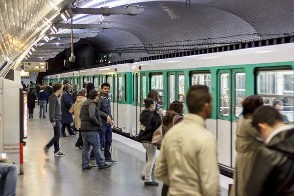 Paris Metro station Mirabeau — Stock Photo, Image