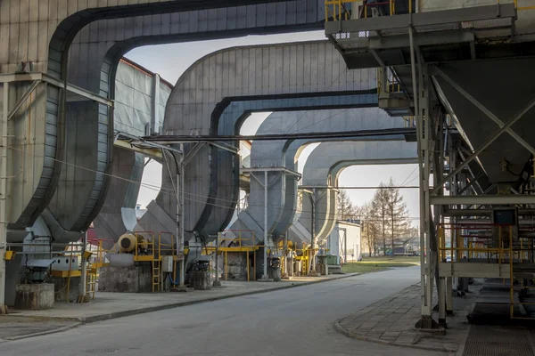 Canale dei fumi - centrale elettrica . — Foto Stock